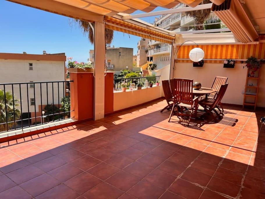 Benalmadena Costa Malaga Apartamento Muy Acogedor Con Vistas Al Mar Terraza Gigante Para Verano E Invierno Parking Luaran gambar