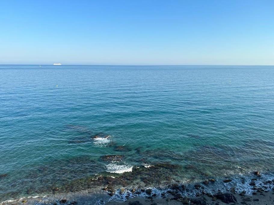 Benalmadena Costa Malaga Apartamento Muy Acogedor Con Vistas Al Mar Terraza Gigante Para Verano E Invierno Parking Luaran gambar