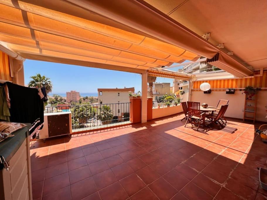 Benalmadena Costa Malaga Apartamento Muy Acogedor Con Vistas Al Mar Terraza Gigante Para Verano E Invierno Parking Luaran gambar