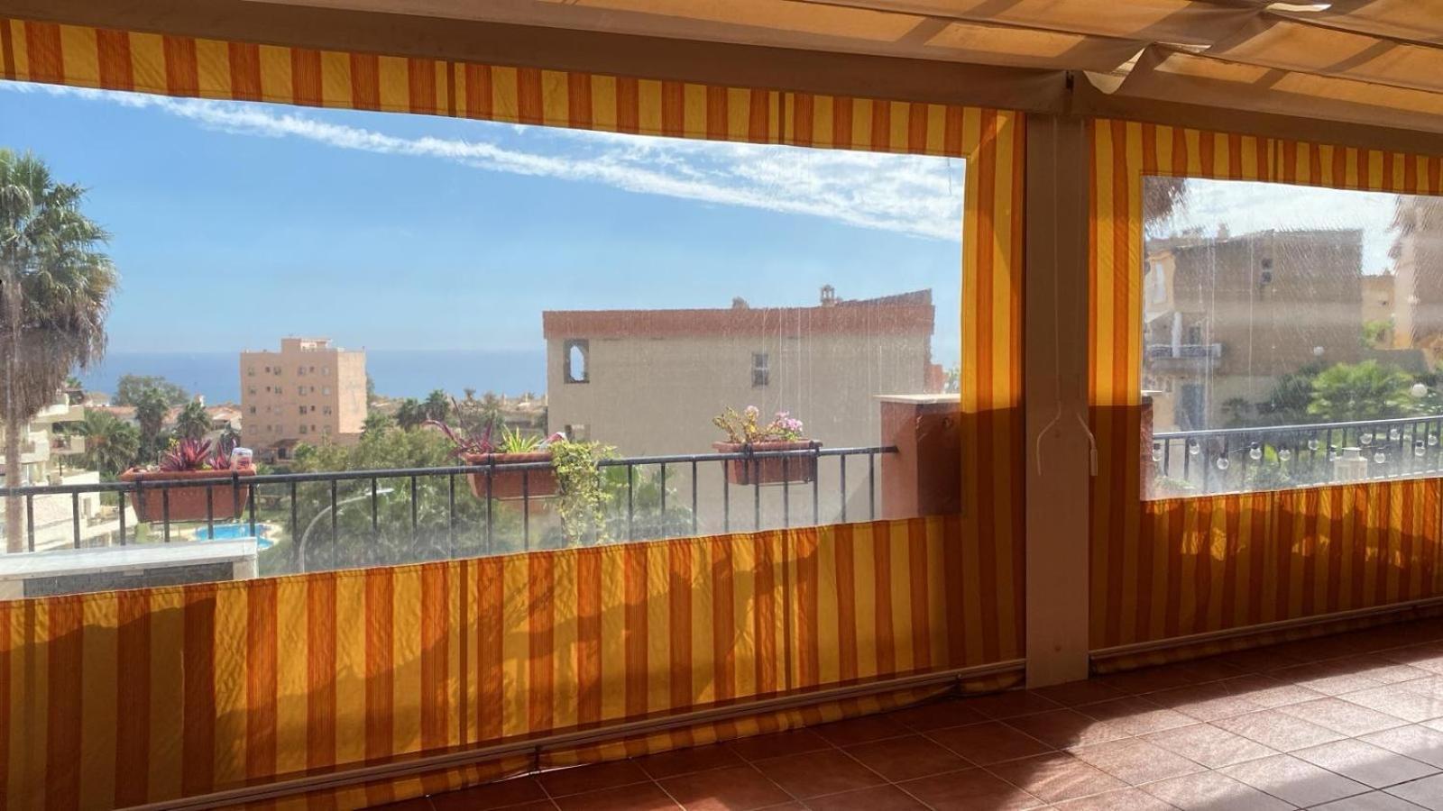 Benalmadena Costa Malaga Apartamento Muy Acogedor Con Vistas Al Mar Terraza Gigante Para Verano E Invierno Parking Luaran gambar